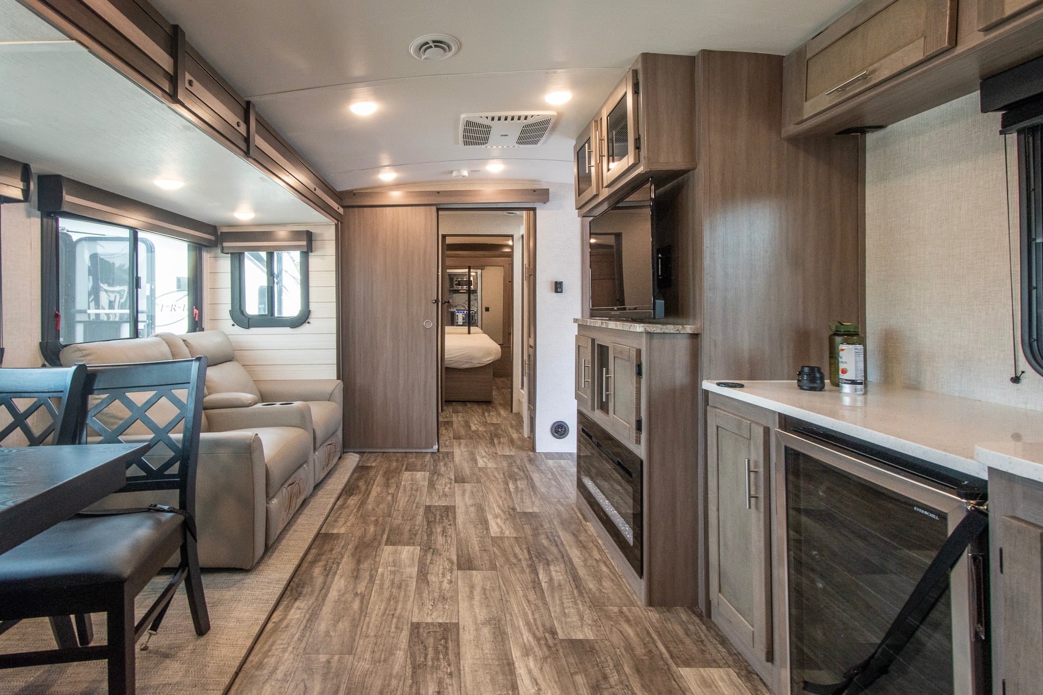 Sunset Trail Camper/RV rental photo 5